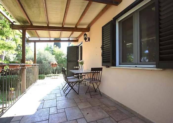 Appia Antica 1br With Swimming Pool